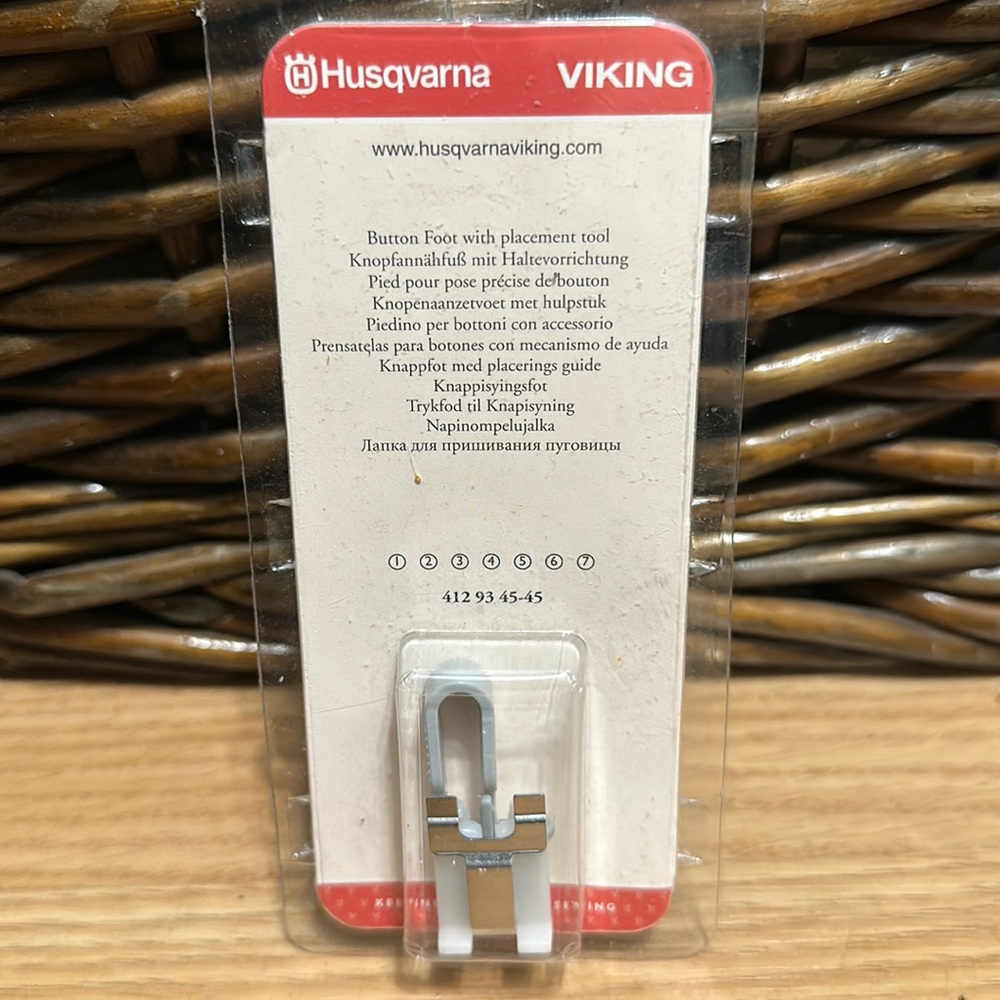 Button Foot with placement tool